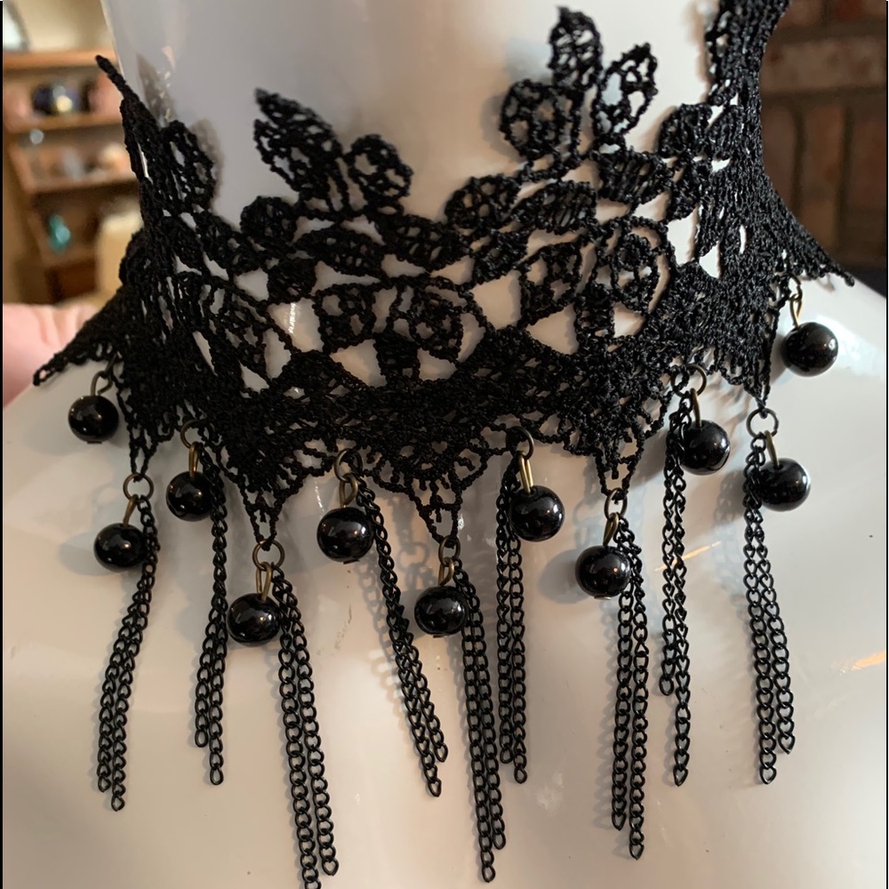 New Lace Cocker necklace  with beads